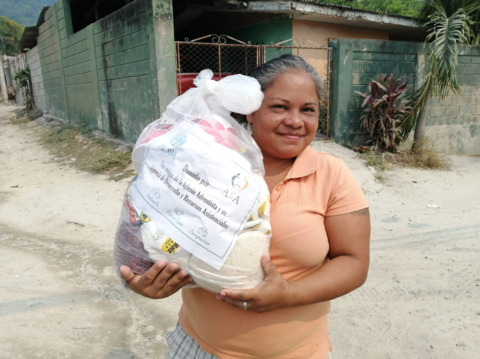 ADRA Honduras Mobilizes Volunteers to Assist Thousands of Needy