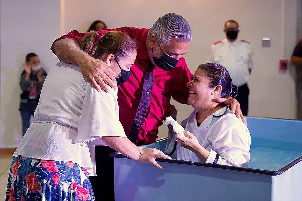 Más de 6700 se unen a la Iglesia Adventista de Interamérica en finalización  de campaña en línea - Iglesia Adventista del Séptimo Día - División  Interamericana